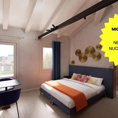 Michelangelo House, Your Personal Appartamento Mestre