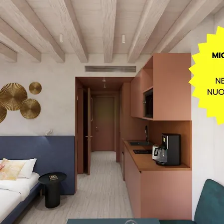 Michelangelo House, Your Personal Appartamento Mestre
