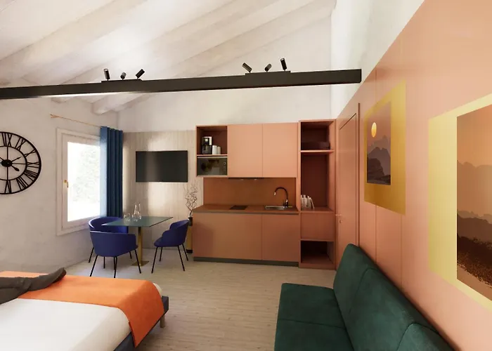 Michelangelo House, Your Personal 메스트레