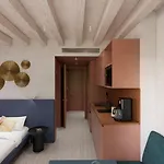 Michelangelo House, Your Personal *