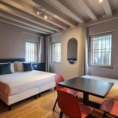 Michelangelo House, Your Personal Apartman