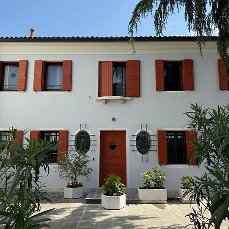 Michelangelo House, Your Personal *